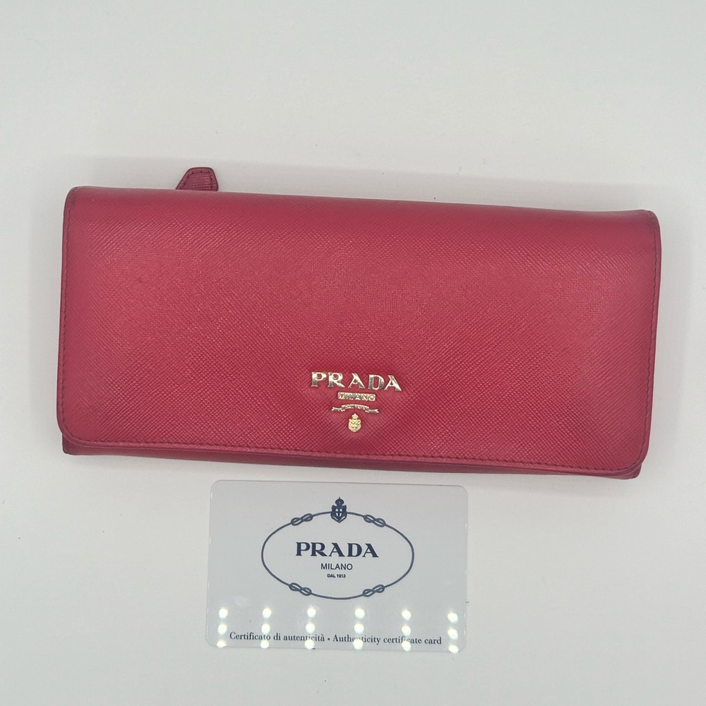 🌷 Prada Large Saffiano Leather Wallet Pink (Authentic)